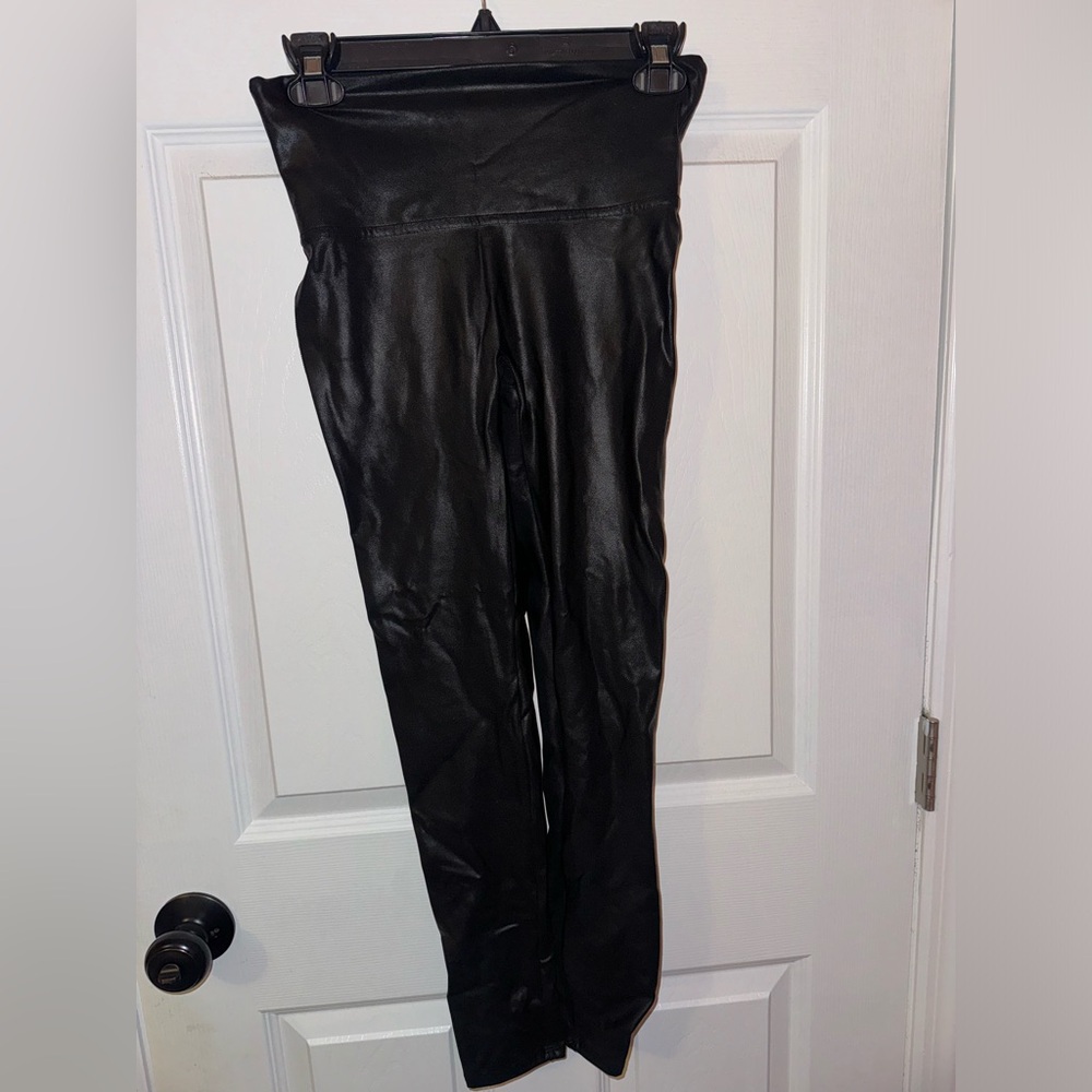 Black Spanx leggings size medium petite